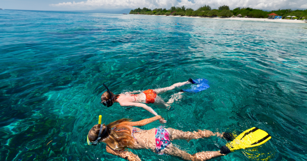 Two women Snorkeling in Nusa Lembongan